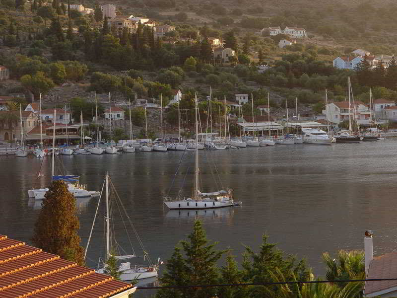 Greka Ionian Suites Айя-Евфимия Экстерьер фото