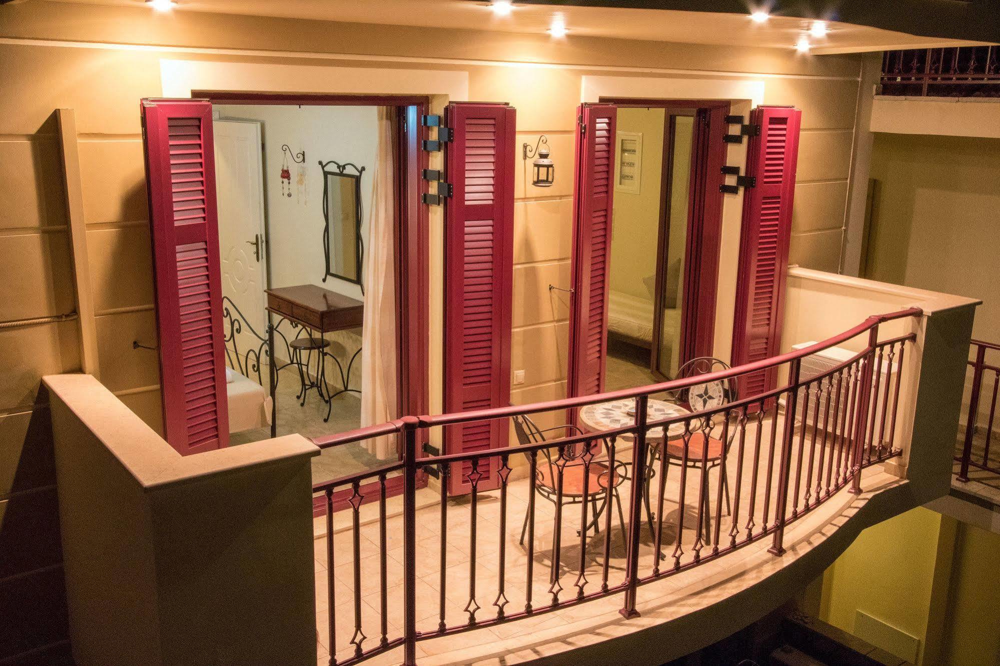 Greka Ionian Suites Айя-Евфимия Экстерьер фото