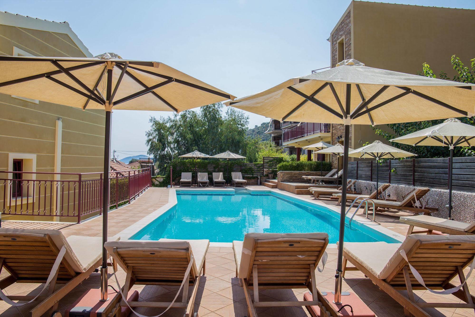 Greka Ionian Suites Айя-Евфимия Экстерьер фото